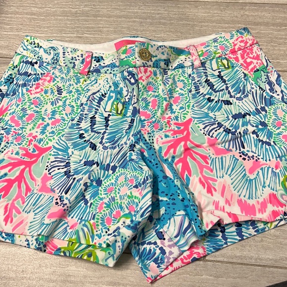 Lilly Pulitzer Shorts - Picture 1 of 4